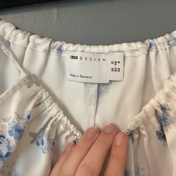 Scoop Neck Satin Cami Tie Shoulder - Picture 4 of 5